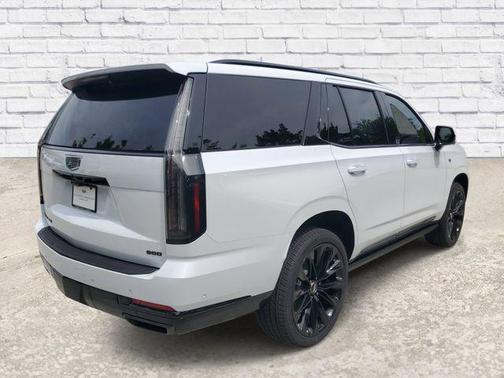 Vibrant White Tricoat 2026 Cadillac Escalade Sport Platinum