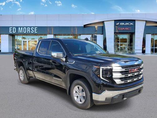 Onyx Black 2026 GMC Sierra 1500 SLE