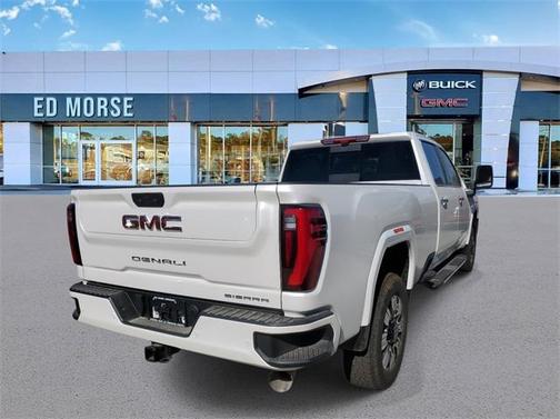 2025 GMC Sierra 3500 Denali