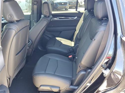 2025 Cadillac XT6 Premium Luxury FWD