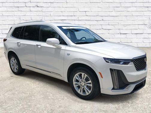 2023 Cadillac XT6 Luxury FWD