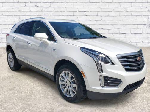 Crystal White Tricoat 2019 Cadillac XT5 Base