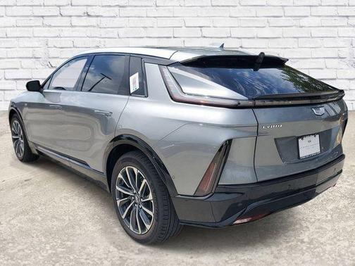 Argent Silver Metallic 2026 Cadillac LYRIQ Sport