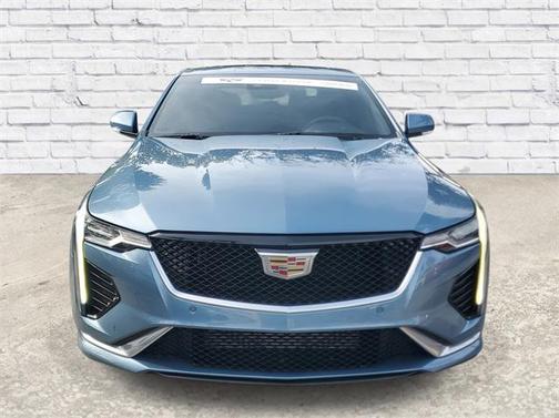 2023 Cadillac CT4 Sport
