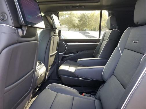 2026 Cadillac Escalade ESV Luxury