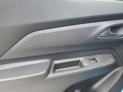 Gbj 2027 Chevrolet Bolt LT