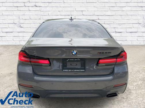 Bernina Grey Amber Effect Metallic 2021 BMW 540 540i