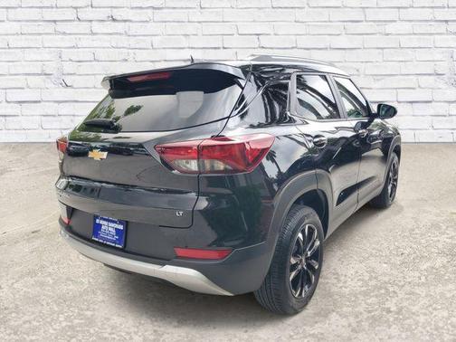 Mosaic Black Metallic 2023 Chevrolet Trailblazer LT