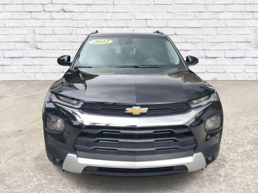 Mosaic Black Metallic 2023 Chevrolet Trailblazer LT