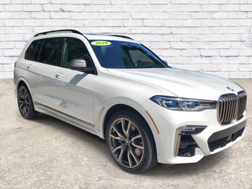 Mineral White Metallic 2020 BMW X7 M50i