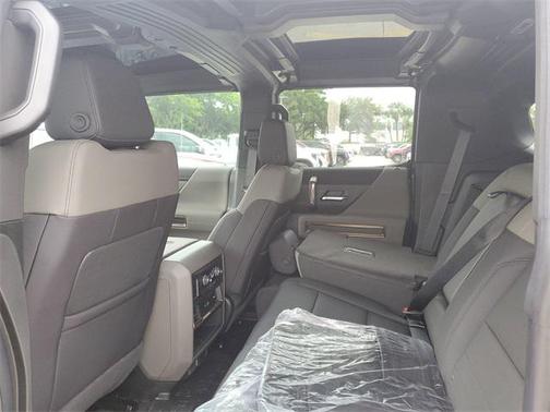 2025 GMC HUMMER EV SUV 2X