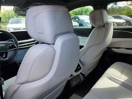 2025 Cadillac LYRIQ Luxury w/1SC