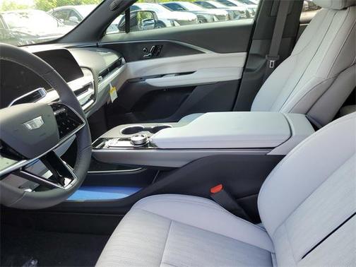 2025 Cadillac LYRIQ Luxury w/1SC