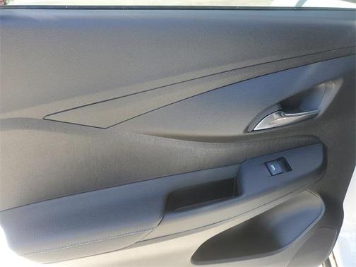2025 Buick Envista Sport Touring FWD