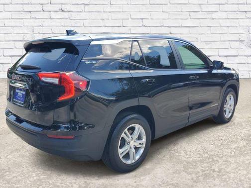 Ebony Twilight Metallic 2024 GMC Terrain SLE
