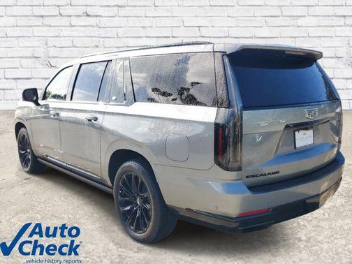 Argent Silver Metallic 2025 Cadillac Escalade ESV Sport Platinum
