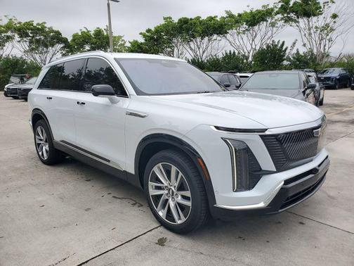 2026 Cadillac VISTIQ Luxury