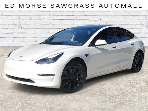 2023 Tesla Model 3 Standard Range
