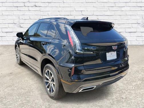 2025 Cadillac XT4 Sport