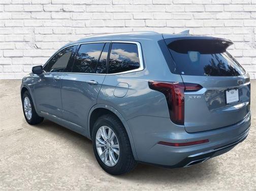 2023 Cadillac XT6 Luxury FWD