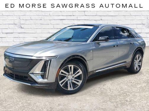 Argent Silver Metallic 2024 Cadillac LYRIQ Tech