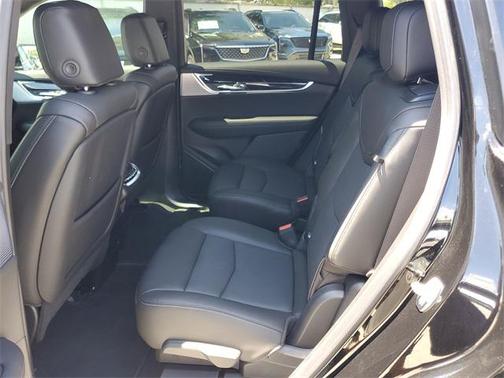 2025 Cadillac XT6 Premium Luxury FWD