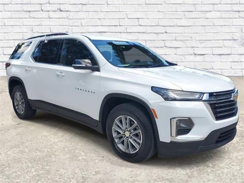 2022 Chevrolet Traverse LT Leather