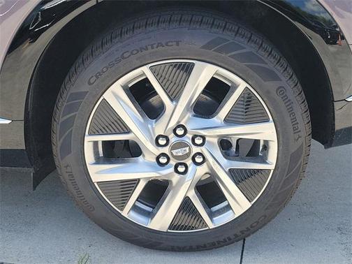 2025 Cadillac OPTIQ Luxury 1 AWD