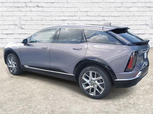 2025 Cadillac OPTIQ Luxury 1 AWD