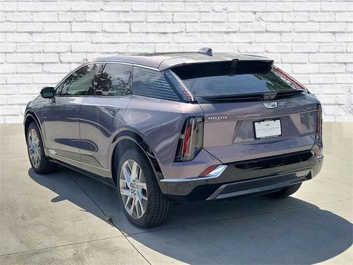 2025 Cadillac OPTIQ Luxury 1 AWD