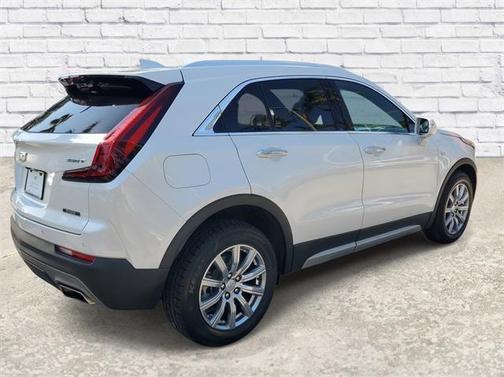 2021 Cadillac XT4 Premium Luxury