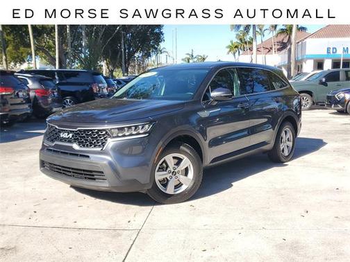 2023 Kia Sorento LX