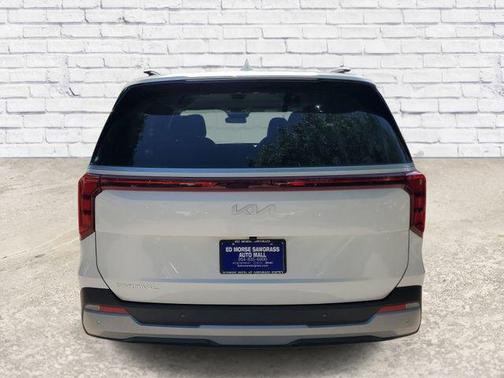 Snow White Pearl 2025 Kia Carnival EX