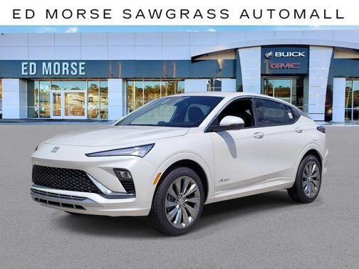 White Frost Tricoat 2026 Buick Envista Avenir FWD