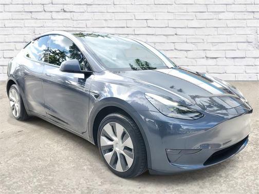 2023 Tesla Model Y Long Range Dual Motor All-Wheel Drive