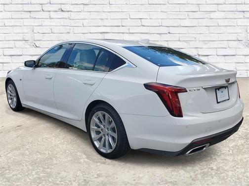 2023 Cadillac CT5 Luxury