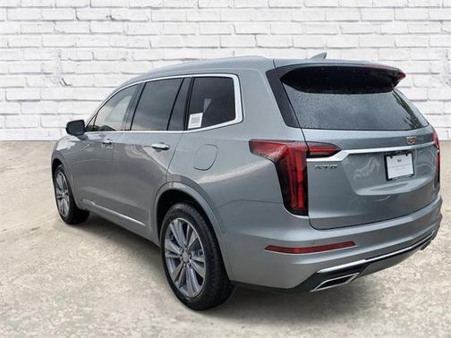 2025 Cadillac XT6 Premium Luxury FWD