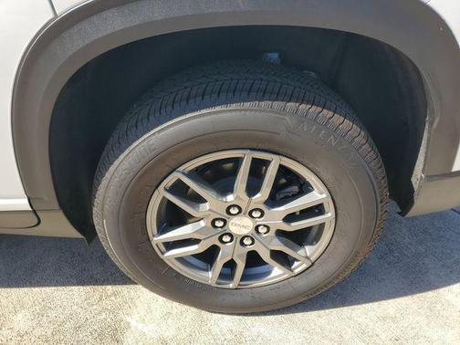 2025 GMC Acadia AWD Elevation