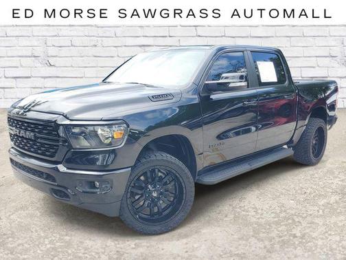 Diamond Black Crystal Pearlcoat 2022 RAM 1500 Big Horn/Lone Star