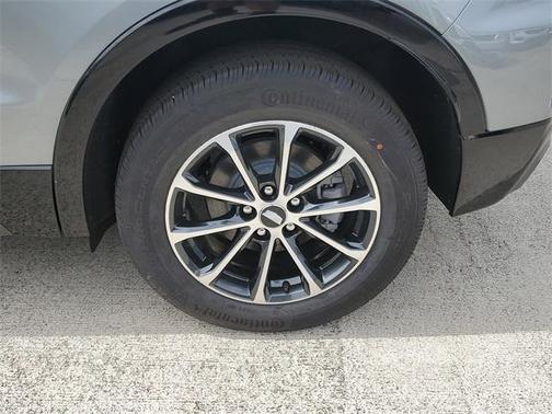 2025 Cadillac XT4 Sport