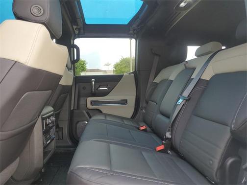 2026 GMC HUMMER EV SUV 2X
