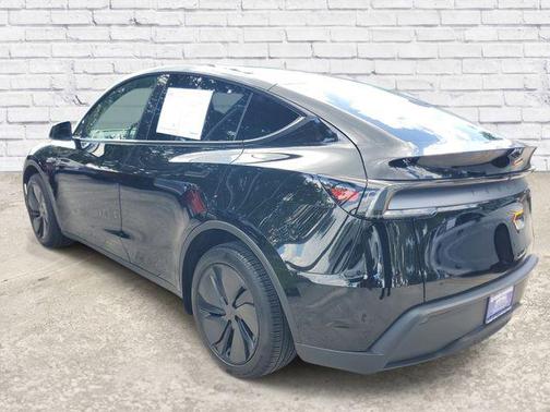 Diamond Black 2026 Tesla Model Y Premium Rear-Wheel Drive