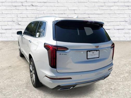 2025 Cadillac XT6 Premium Luxury FWD