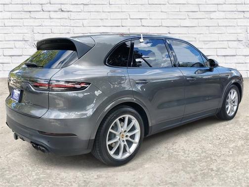 2019 Porsche Cayenne Cayenne
