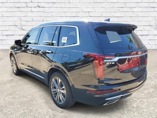 2025 Cadillac XT6 Premium Luxury FWD