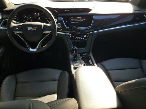 2025 Cadillac XT6 Premium Luxury FWD