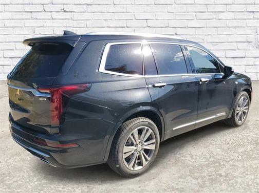 2025 Cadillac XT6 Premium Luxury FWD