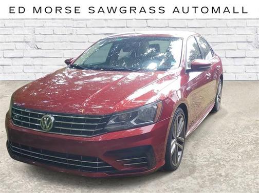 2018 Volkswagen Passat 2.0T R-Line