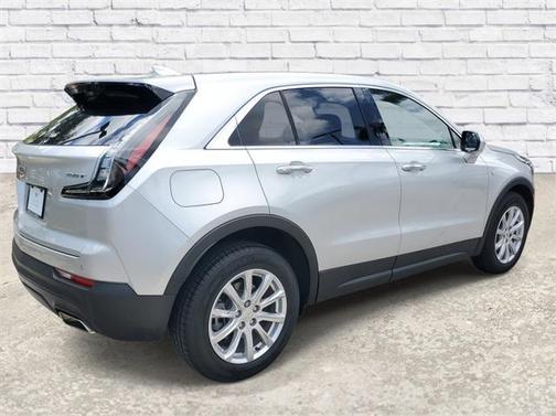 2022 Cadillac XT4 Luxury