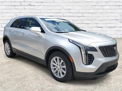 2022 Cadillac XT4 Luxury